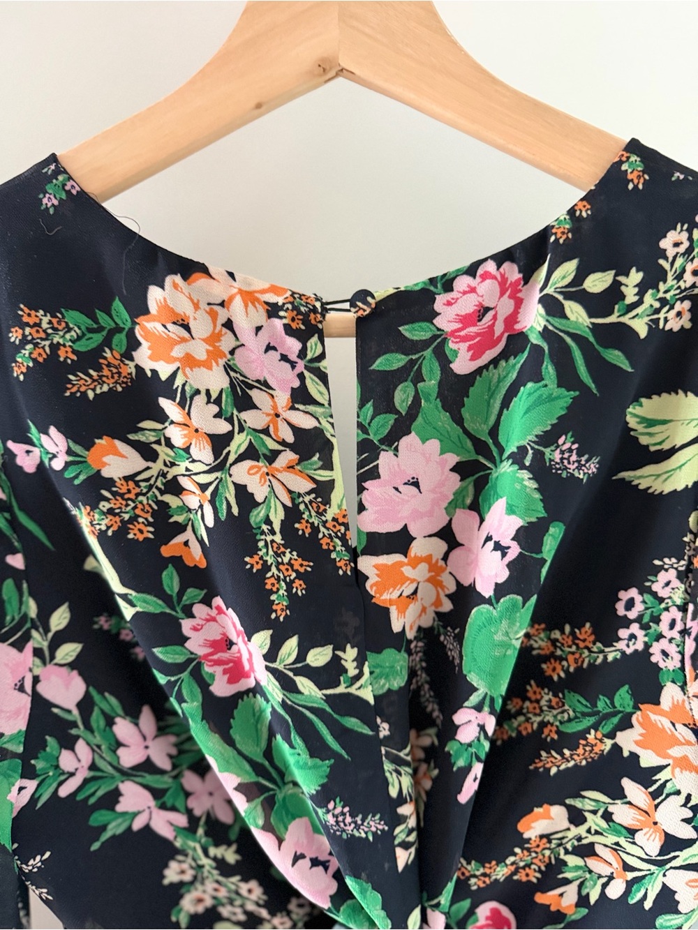 Adore Me Black Floral Long-Sleeve Dress
Rare